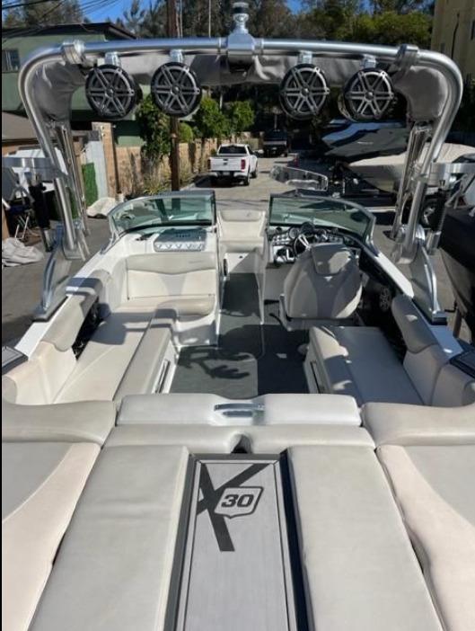 2016 MasterCraft X30  23'