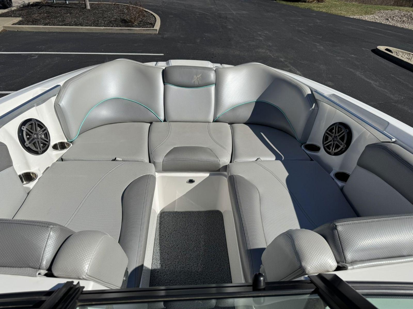 2017 MasterCraft X46