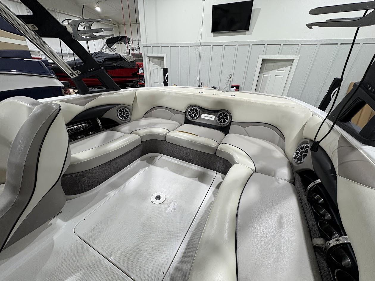 2011 Malibu 21 VLX