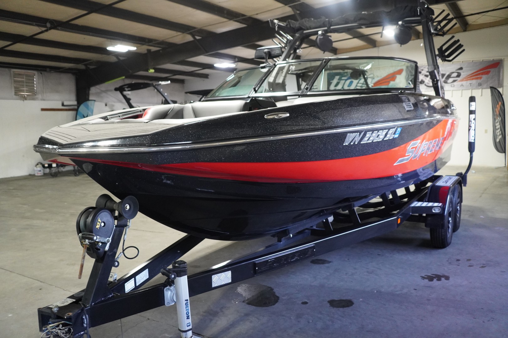 2017 Supreme Boats S211