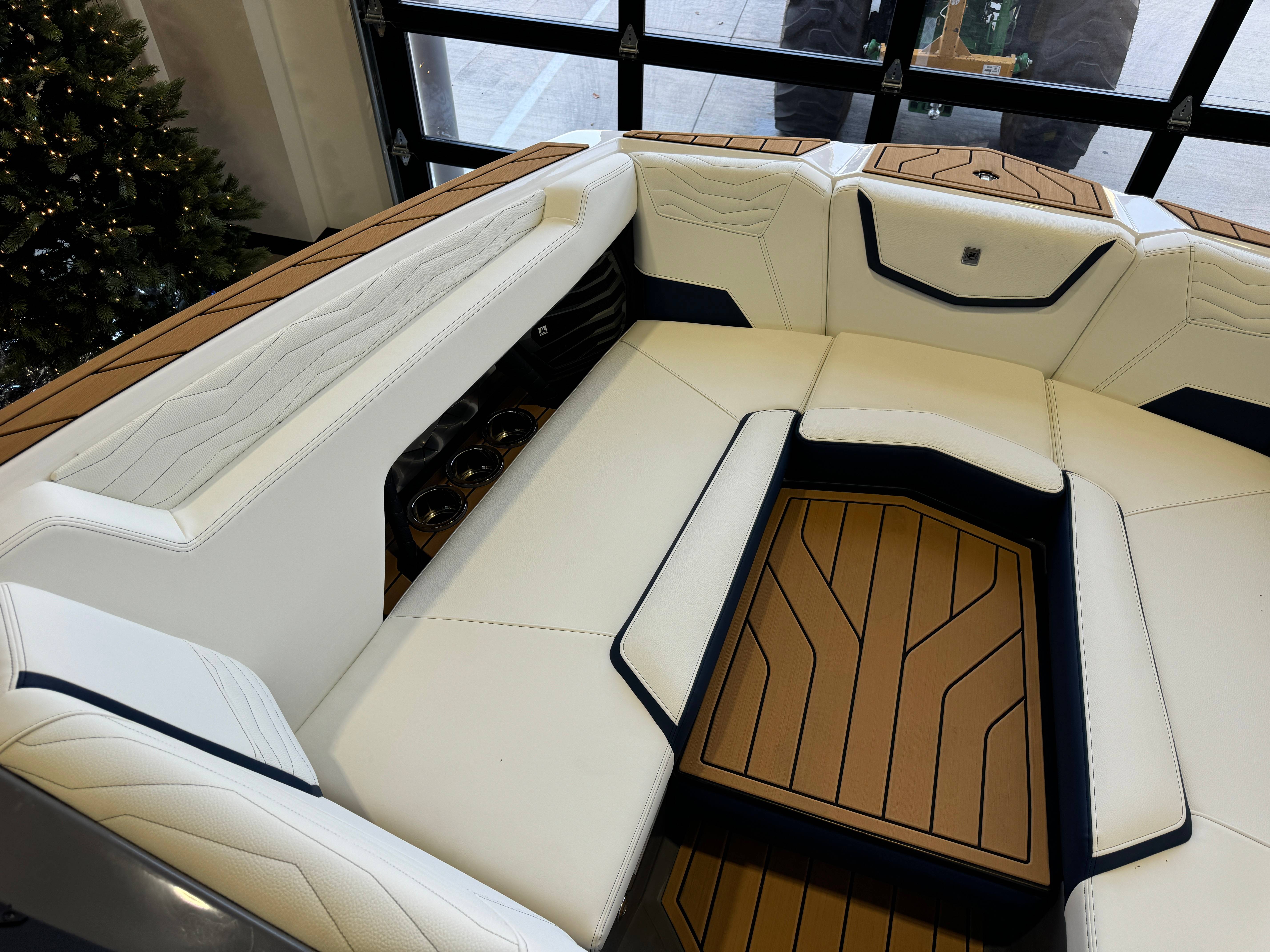2025 Nautique Super Air Nautique G25