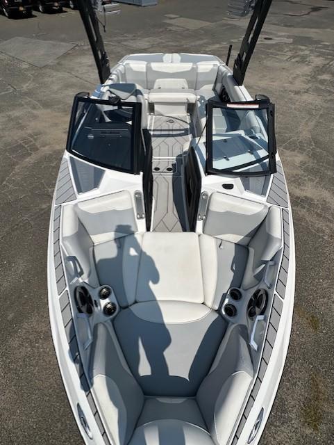 2020 Malibu Wakesetter 23LSV