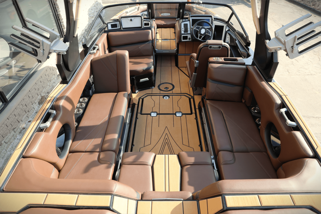 2023 Supra Boats SL 450 – New Arrival!!! – 29 Hours