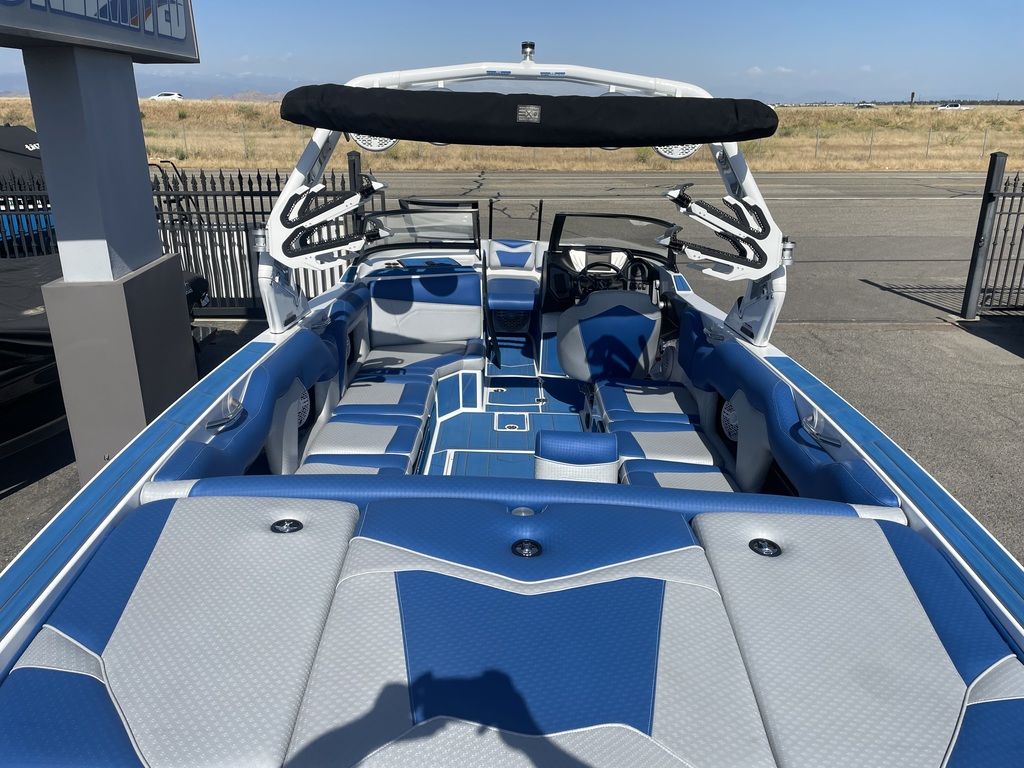 2022 supreme boats ZS252