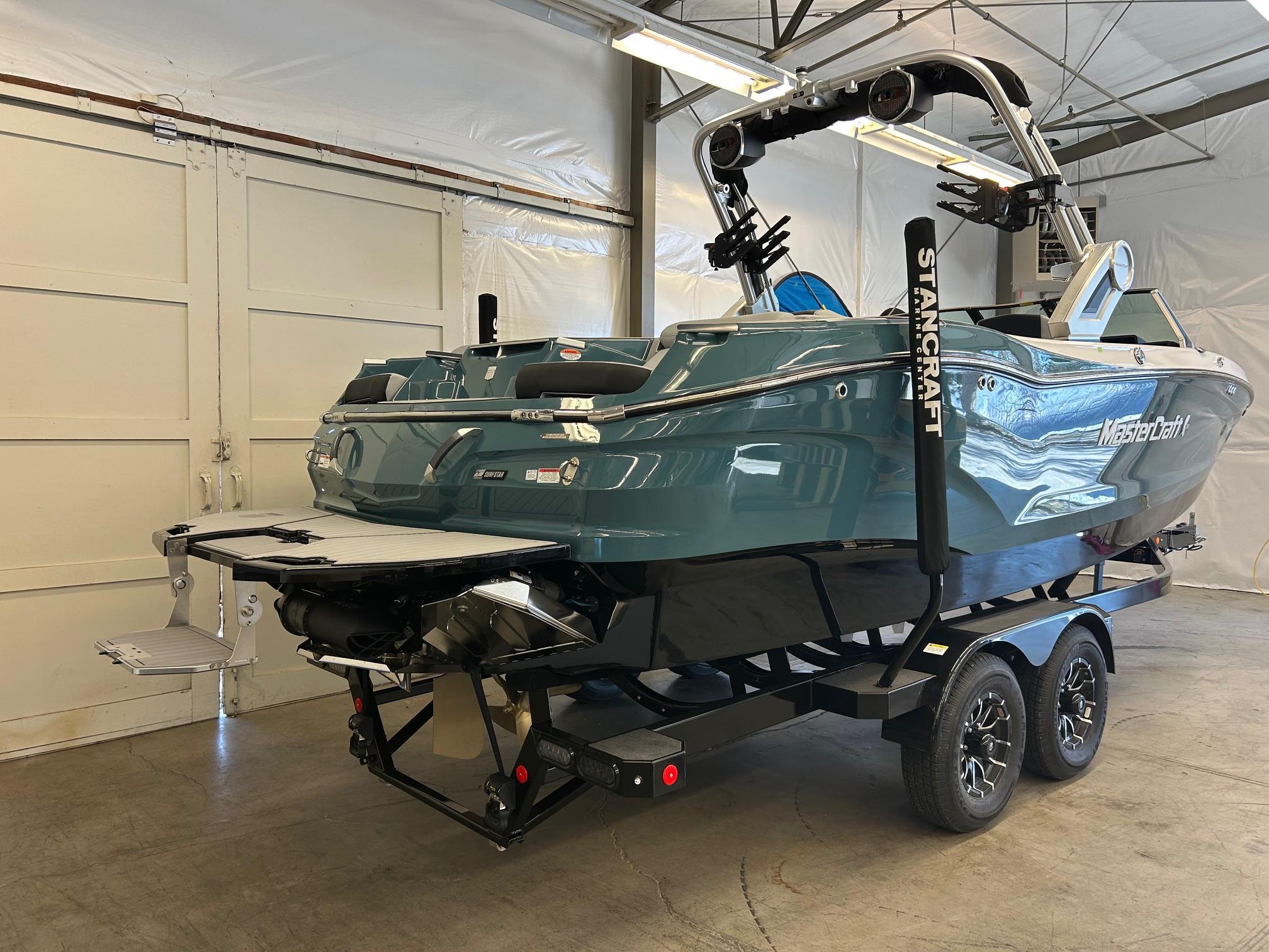 boat.Title