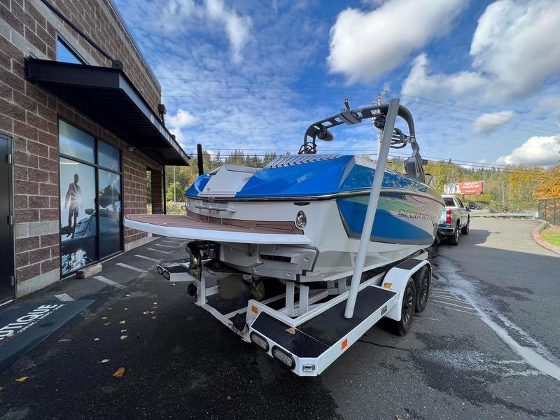 2017 Nautique G23