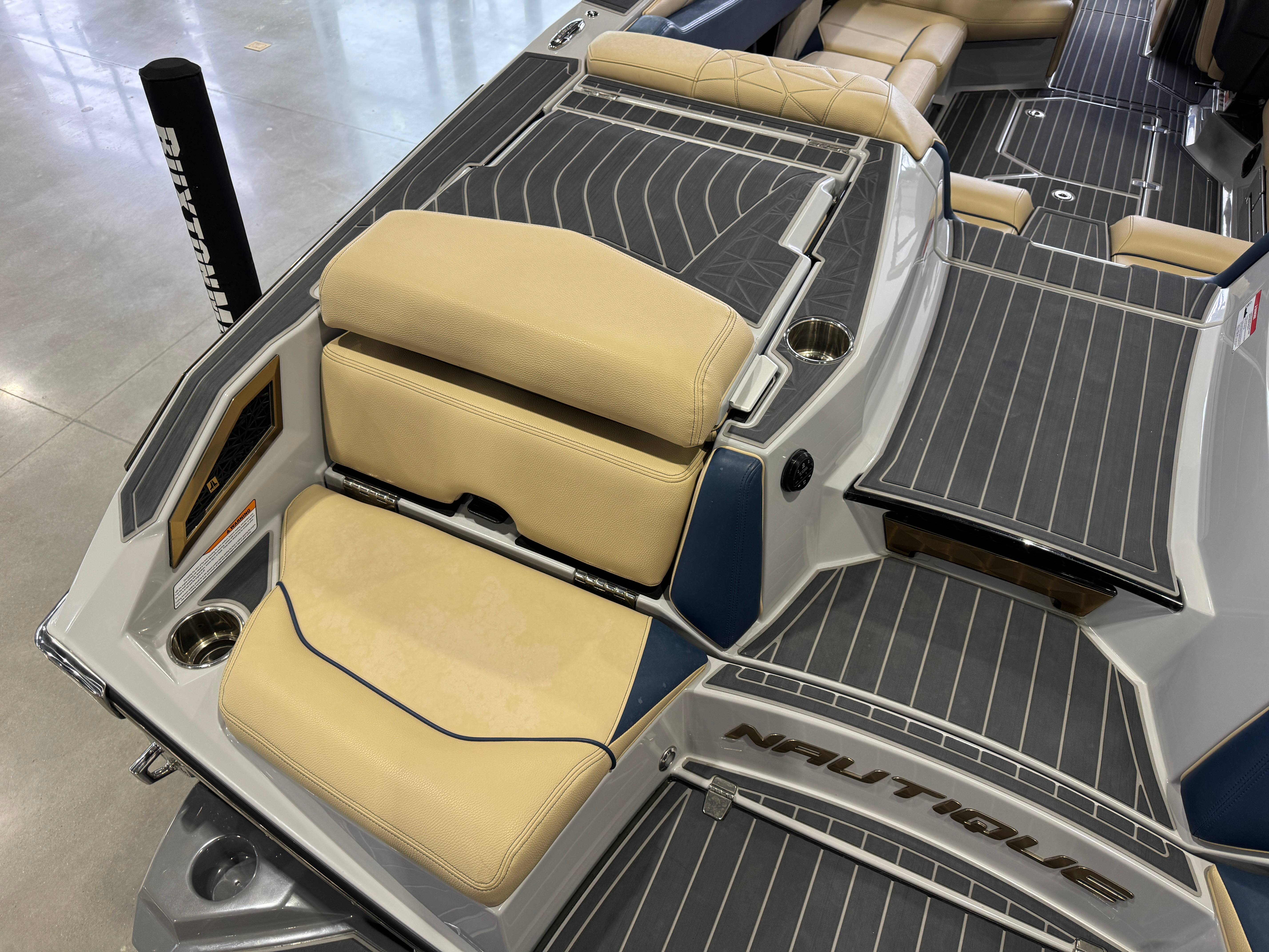 2022 Nautique Super Air Nautique G23 Paragon