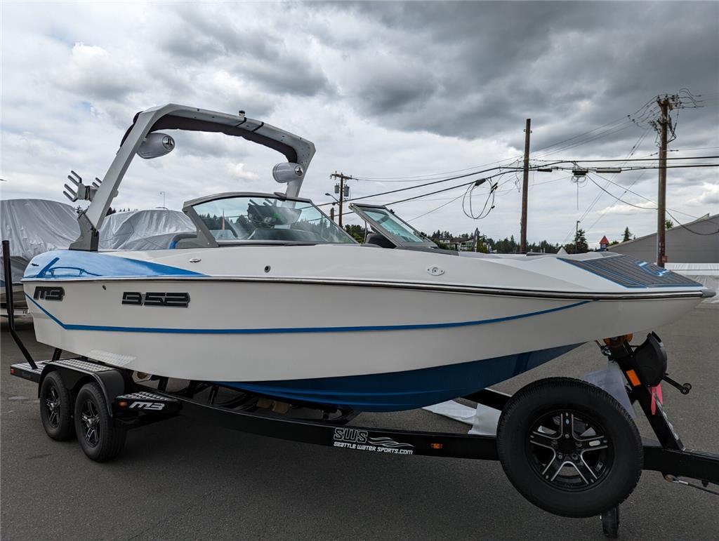 boat.Title