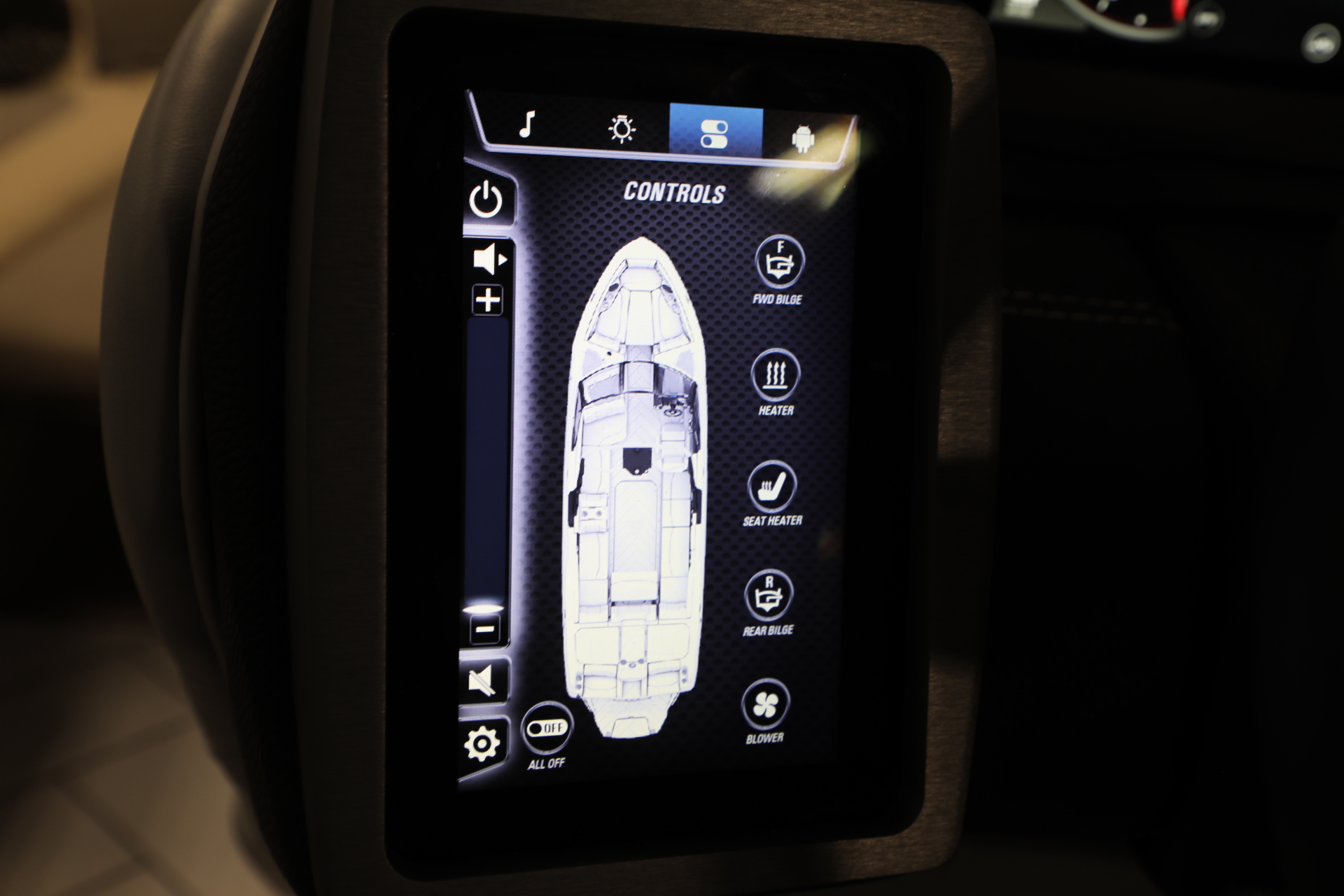 2024 Malibu 26LSV