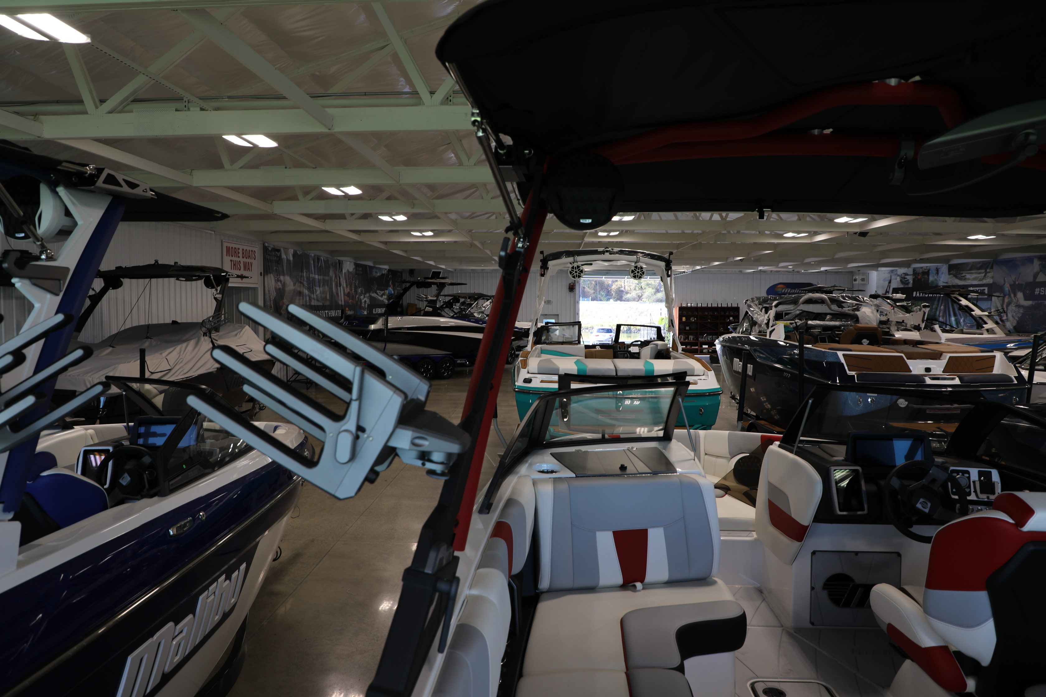 2023 Malibu 23LSV