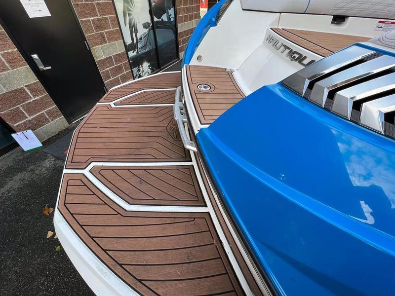 2017 Nautique G23