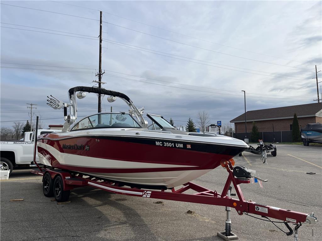 2020 MasterCraft XT23