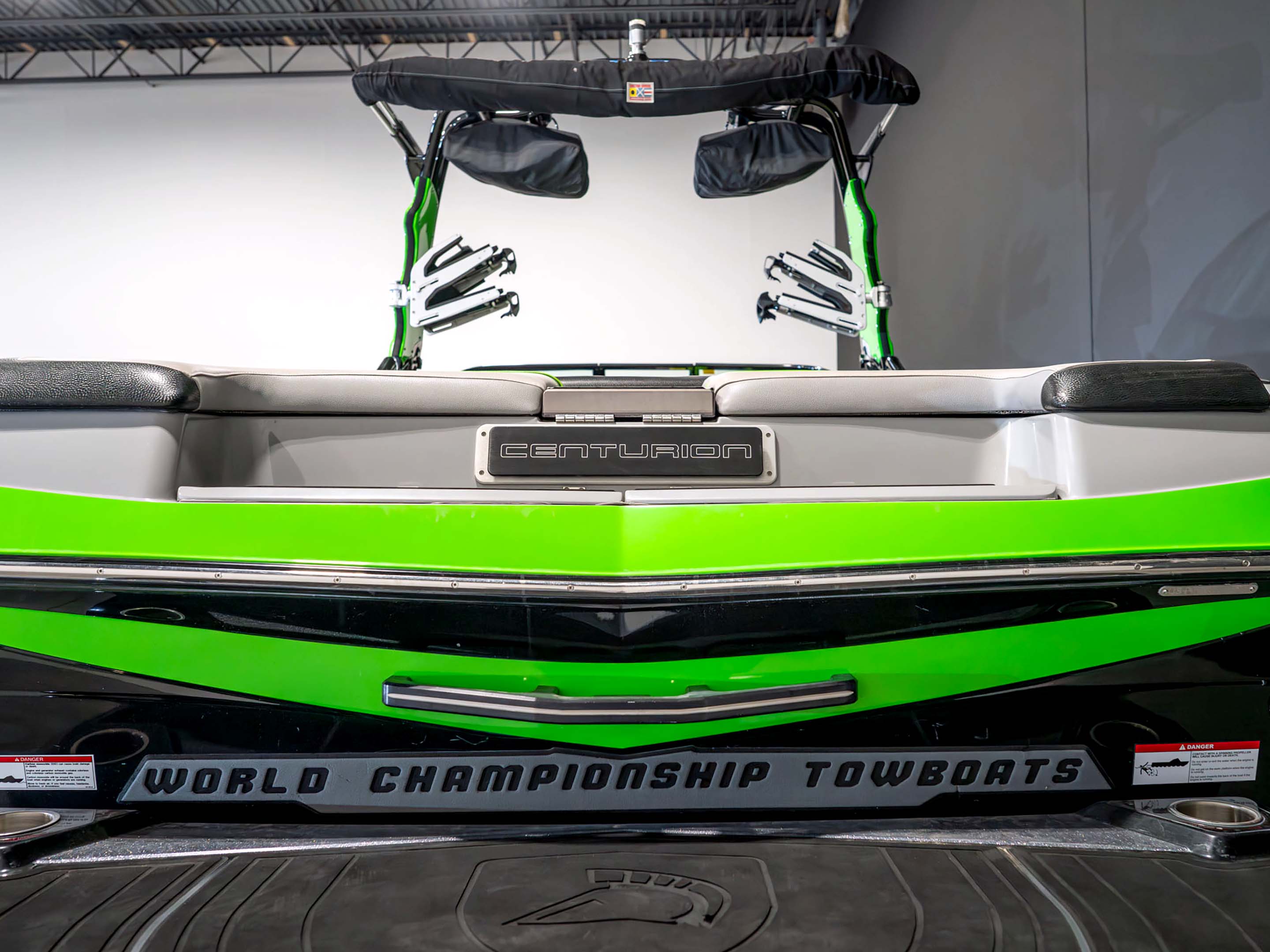2016 Centurion Ri237 &#8211; Black / Gunmetal / Green