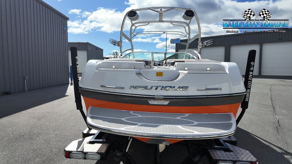 2008 Nautique 236
