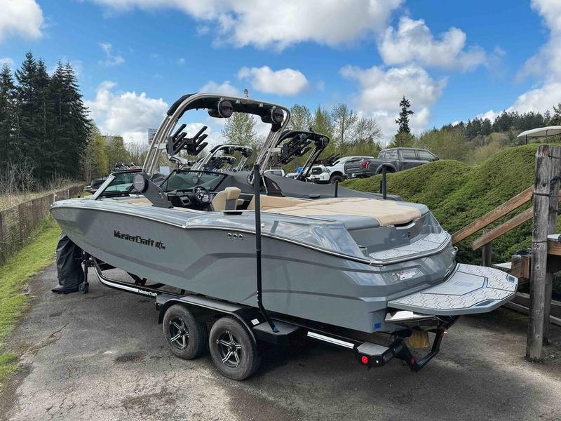 NEW 2024 MasterCraft NXT24