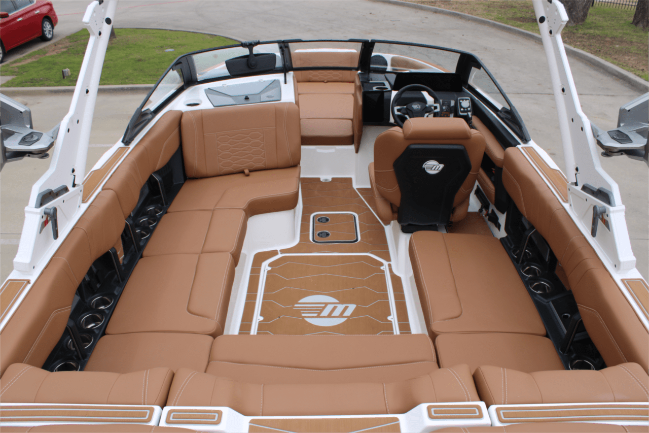 2025 Malibu 22 MXZ