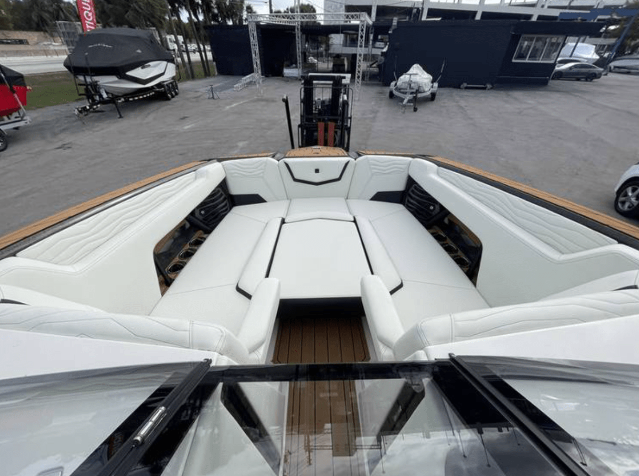 2025 Nautique G25