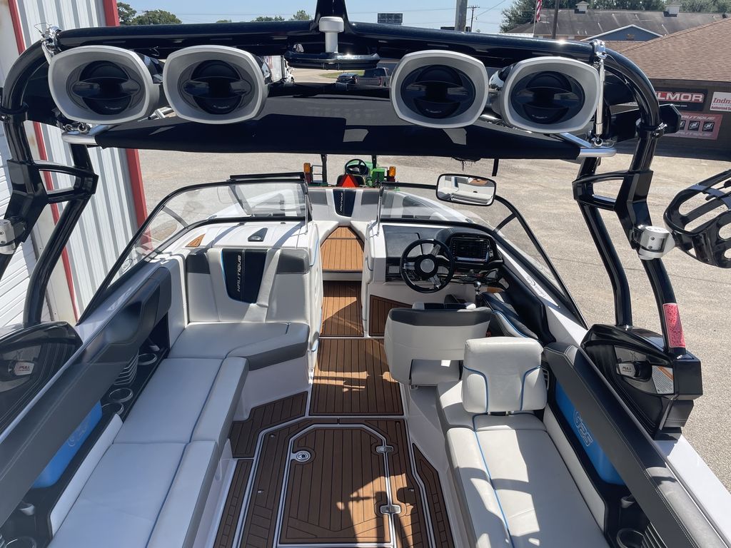 2013 Nautique G25