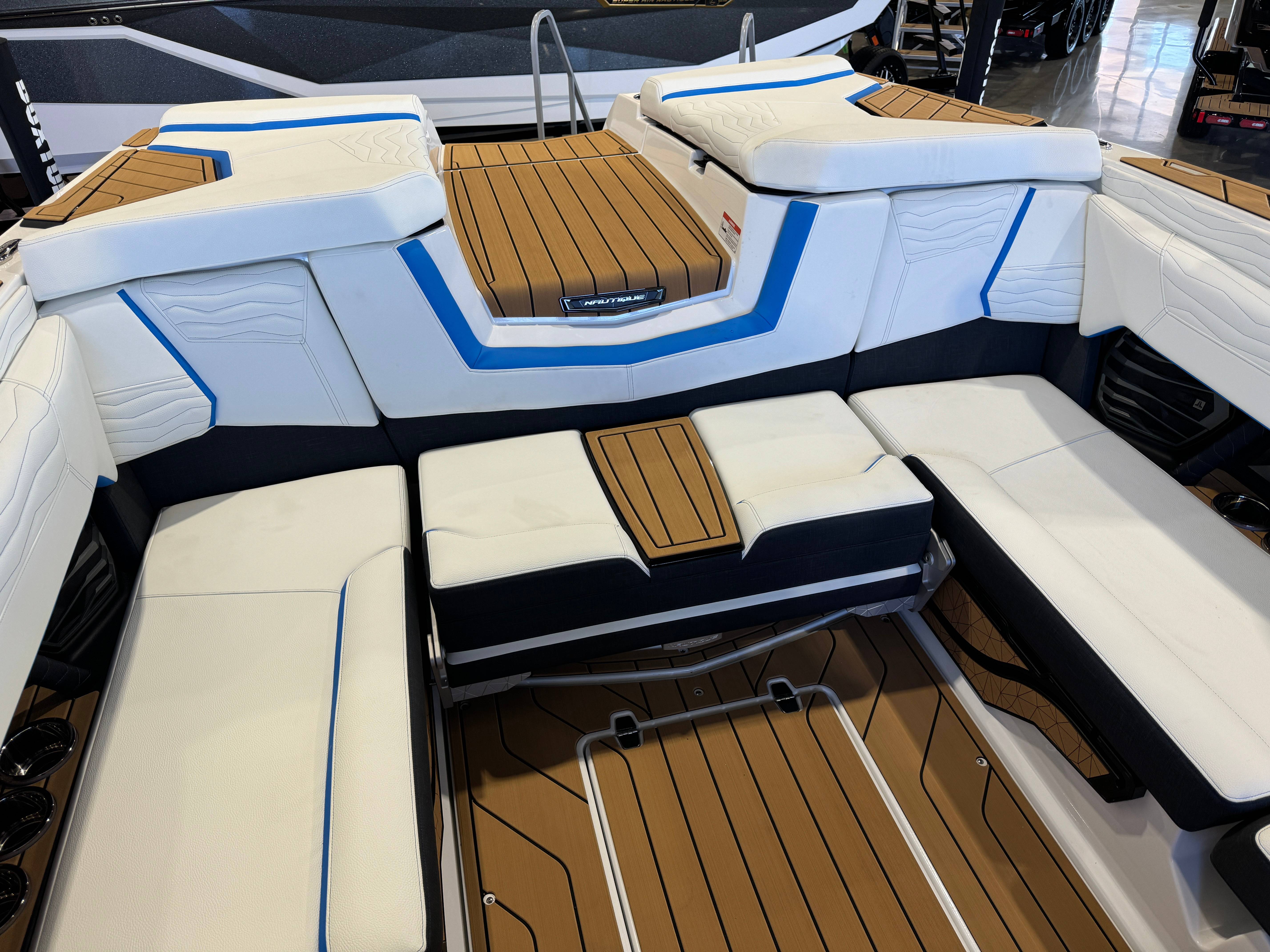 2025 Nautique Super Air Nautique G23