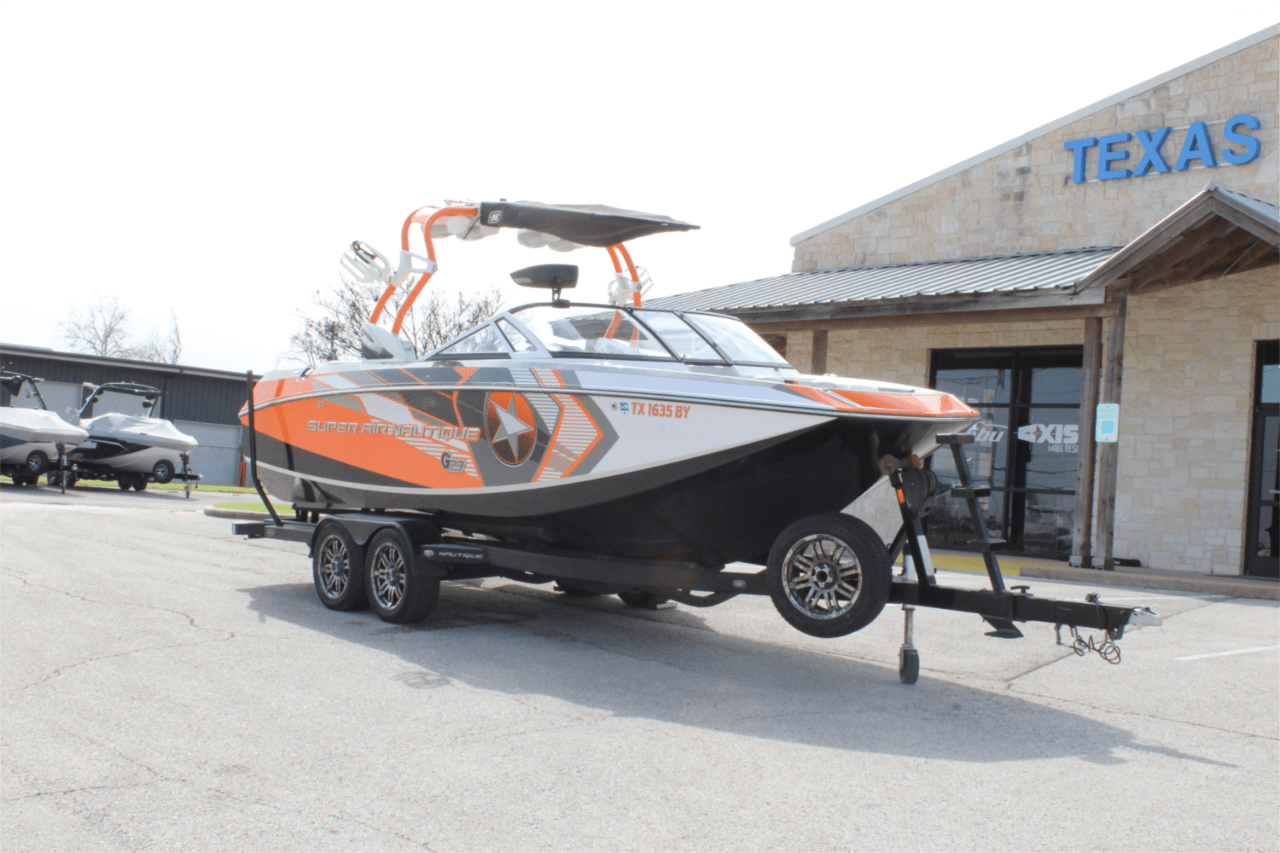 2013 Nautique G23