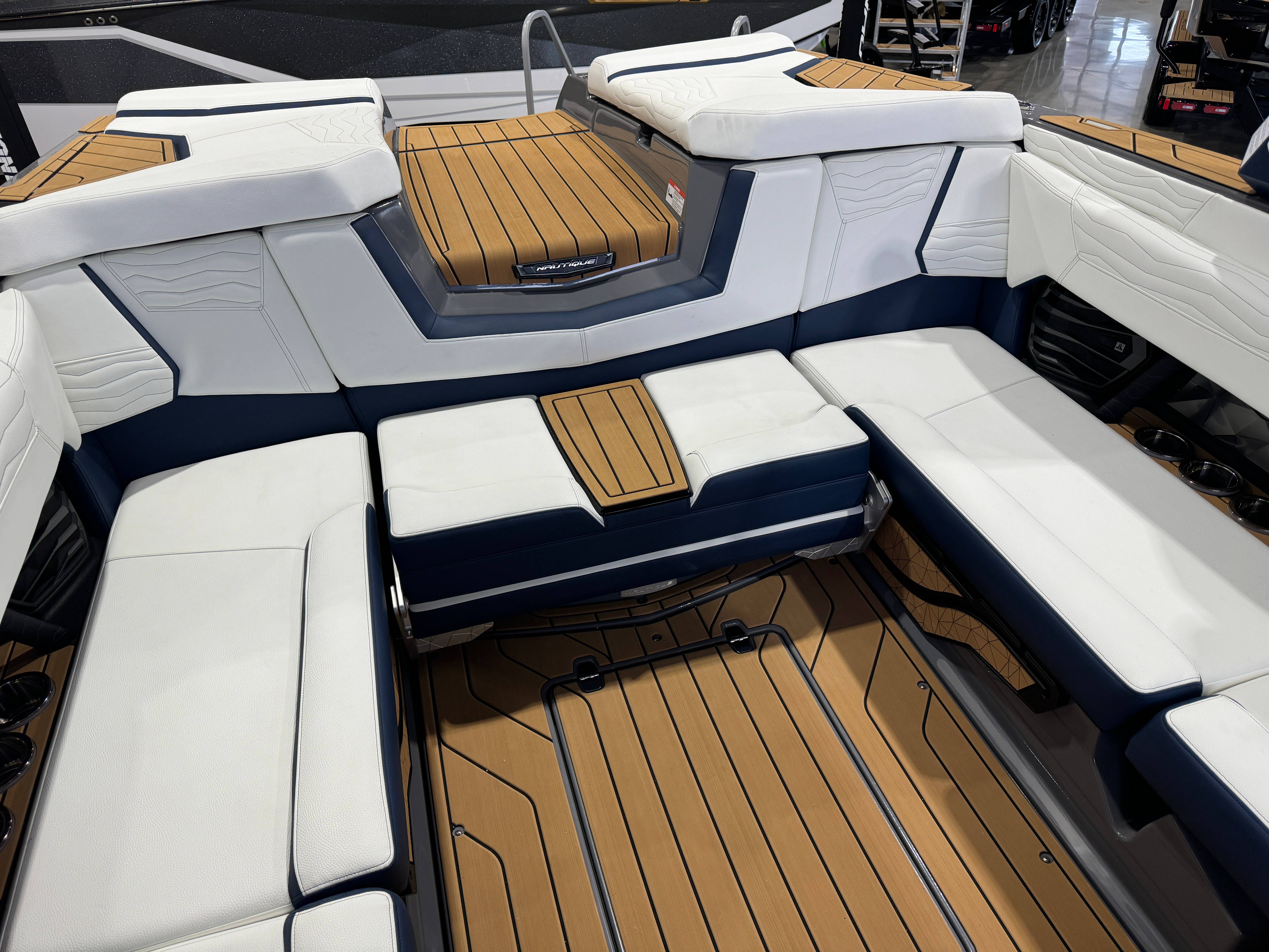 2025 Nautique Super Air Nautique G23
