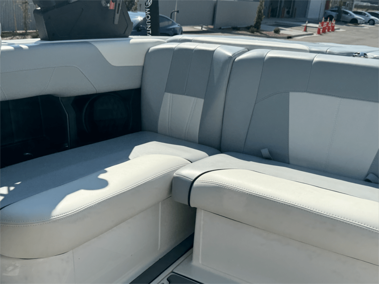 2023 Malibu 20 VTX