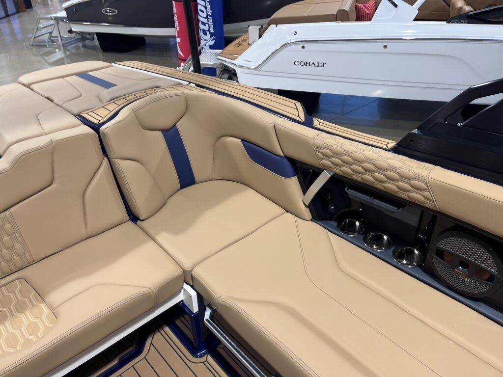 2025 MasterCraft XT22T