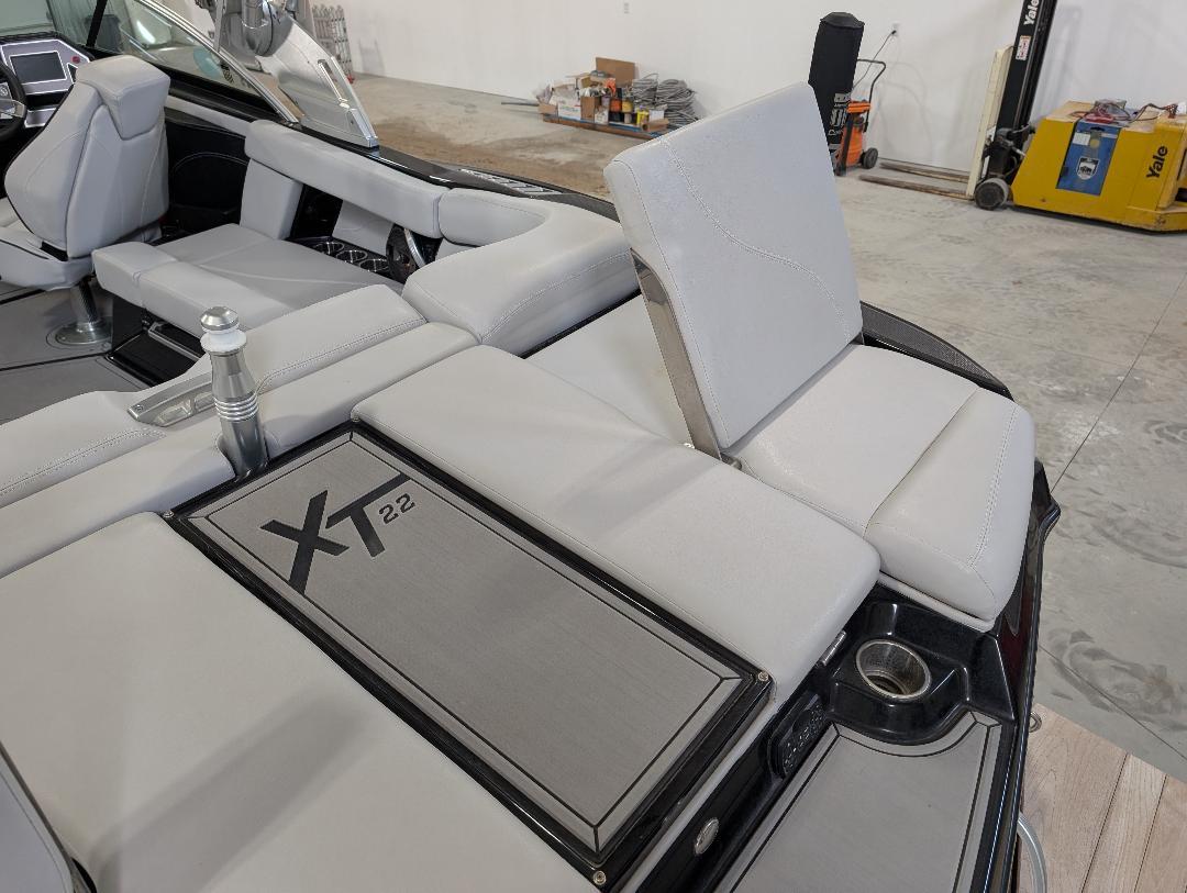 Mastercraft XT22