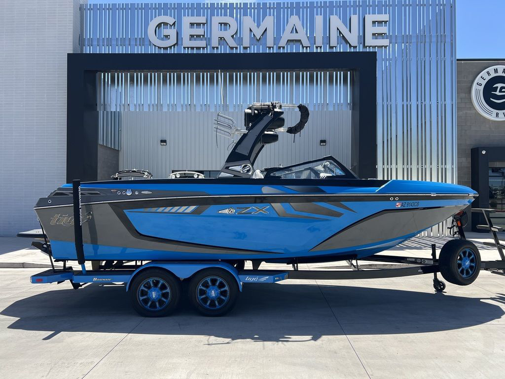 boat.Title