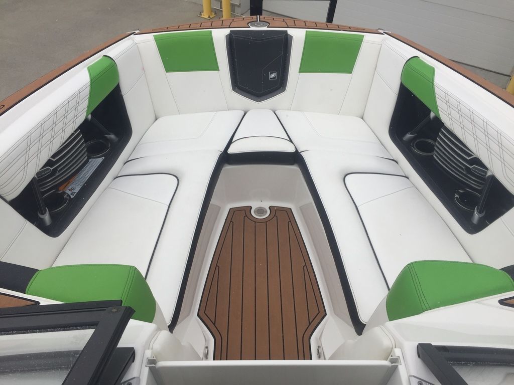 2016 Nautique Super Air Nautique G23