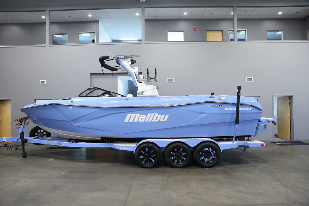 boat.Title