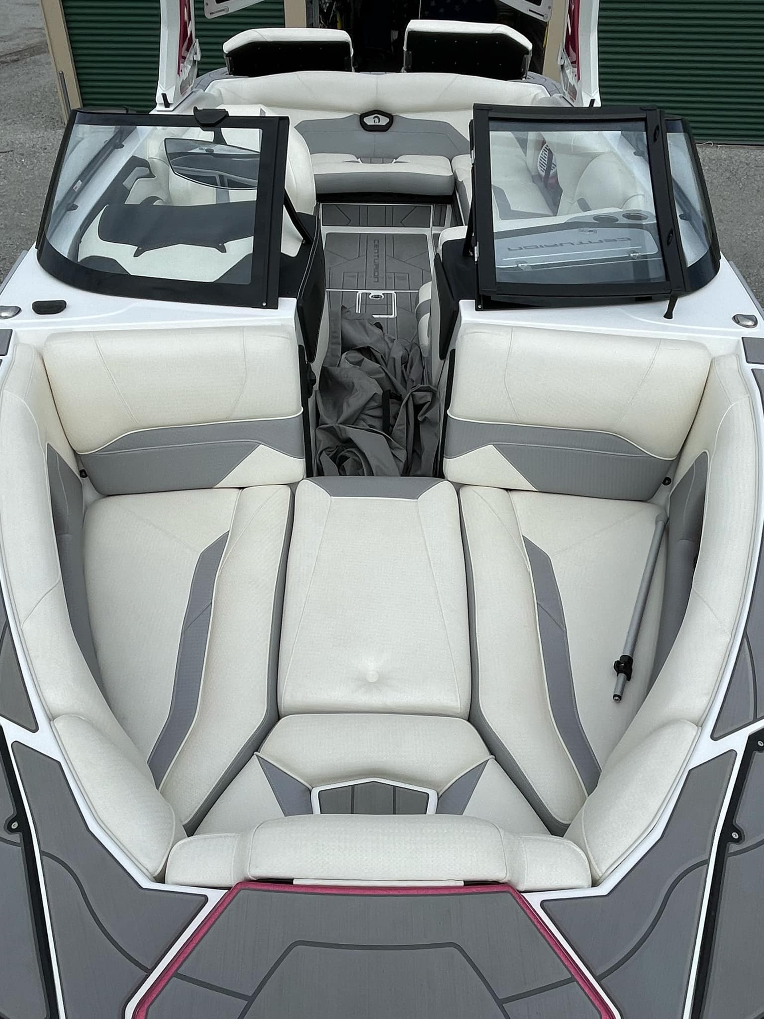 2022 Centuriom Ri230 – Davis REDUCED !!! 154,900