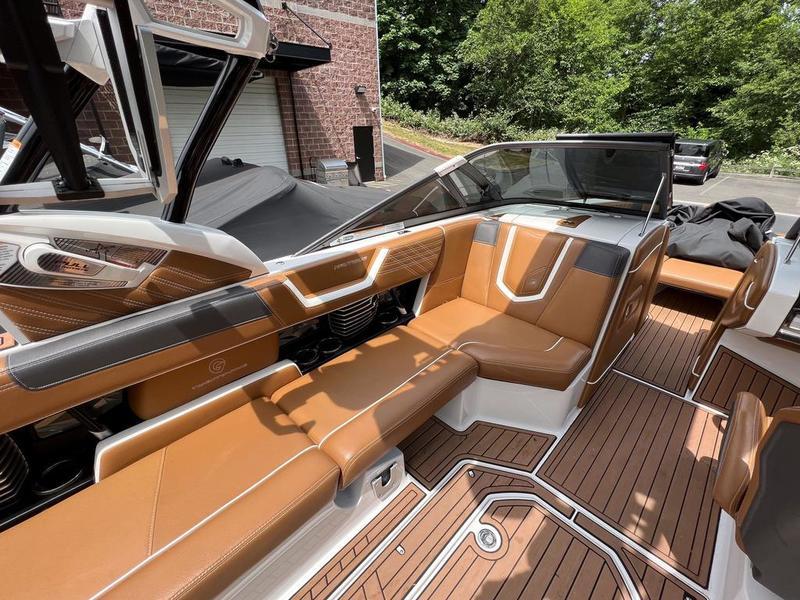 2016 Nautique G25