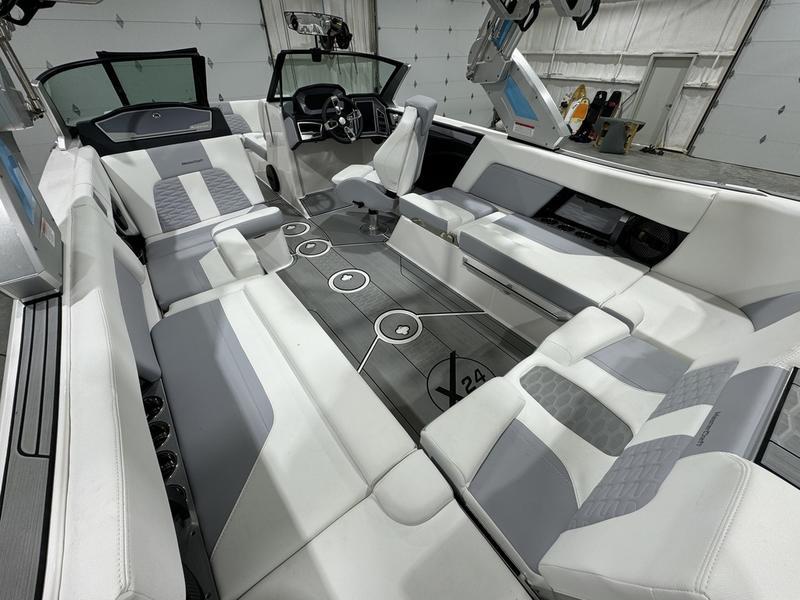 2024 MasterCraft X24