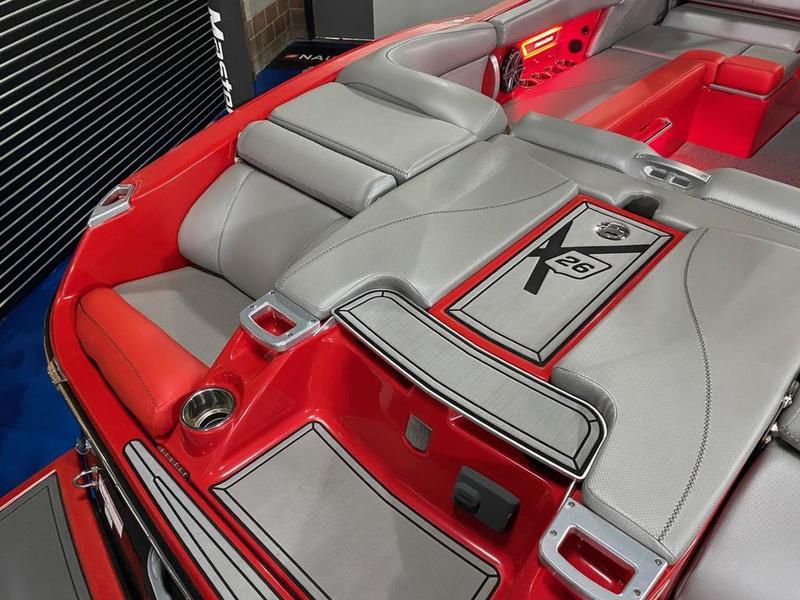 2016 MasterCraft X26