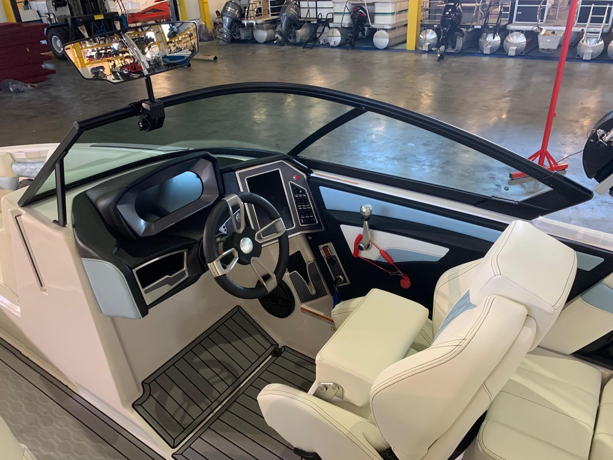2024 Mastercraft XT22 Demo Boat! New Warranties! Only 20 Hours!