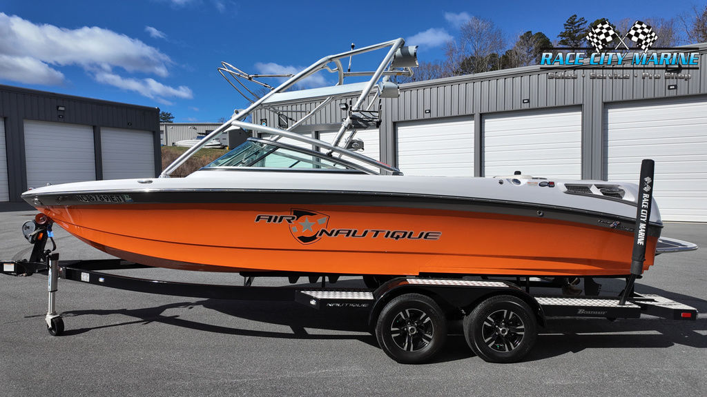 2008 Nautique 236