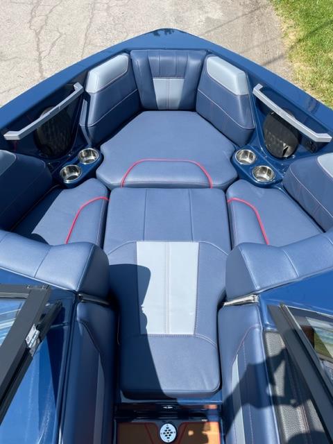 2023 Malibu Boats 20 VTX