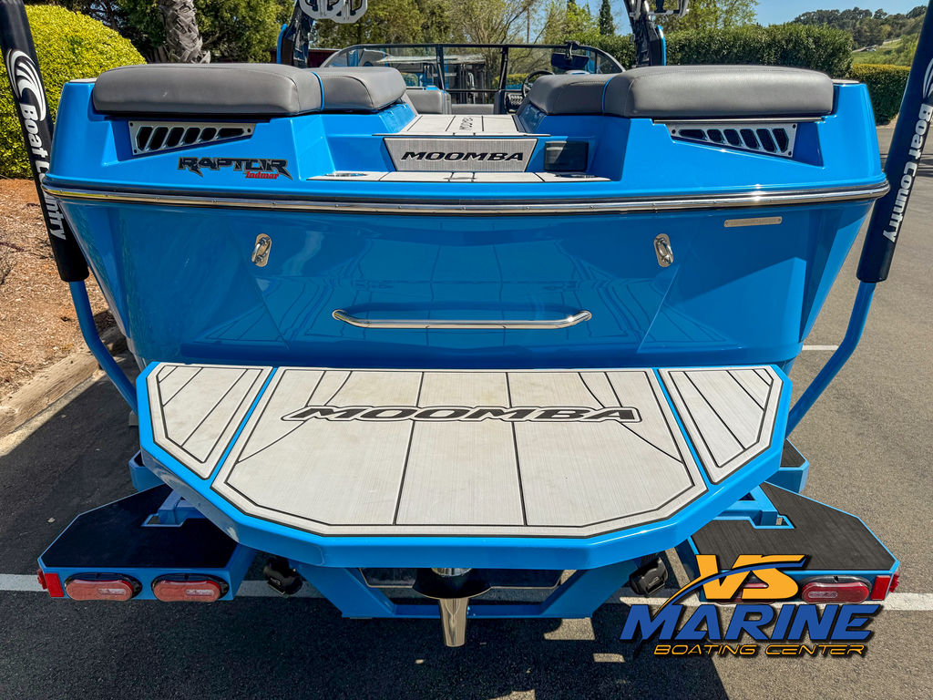 2022 MOOMBA Makai