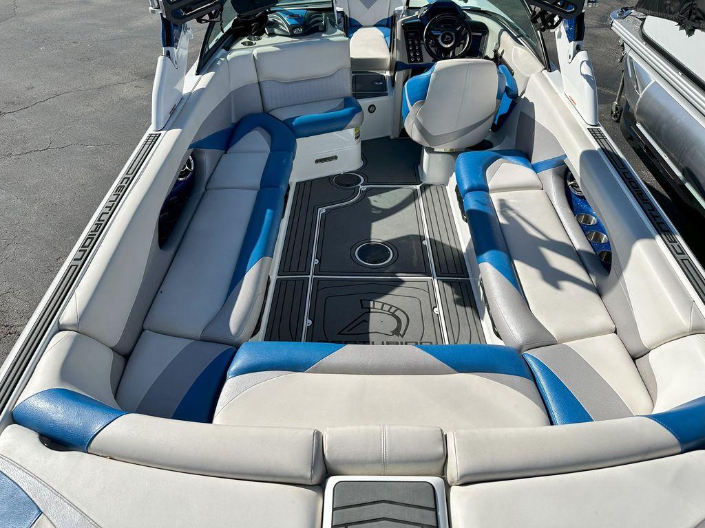 2016 Centurion Enzo FS44