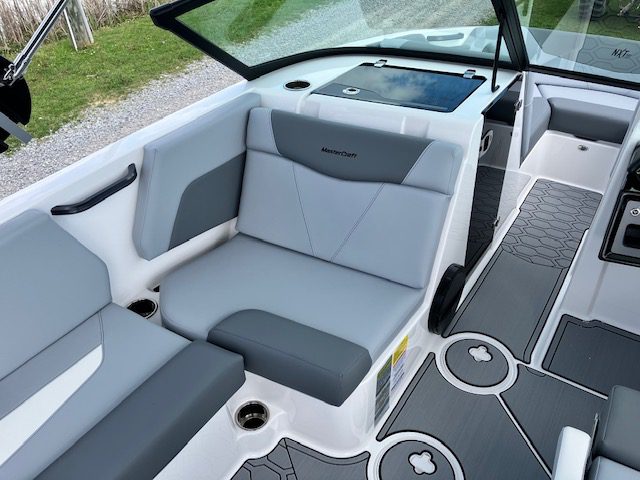2024 MasterCraft NXT 20