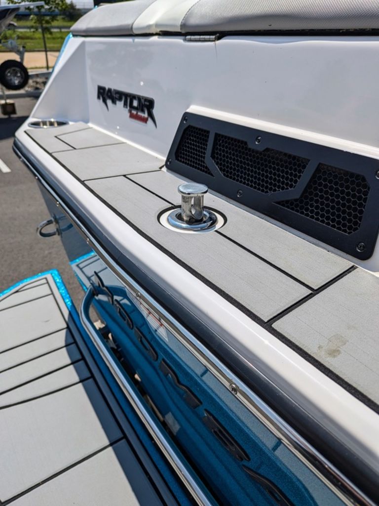 2020 moomba Max