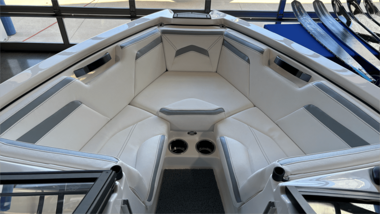2025 Mastercraft ProStar