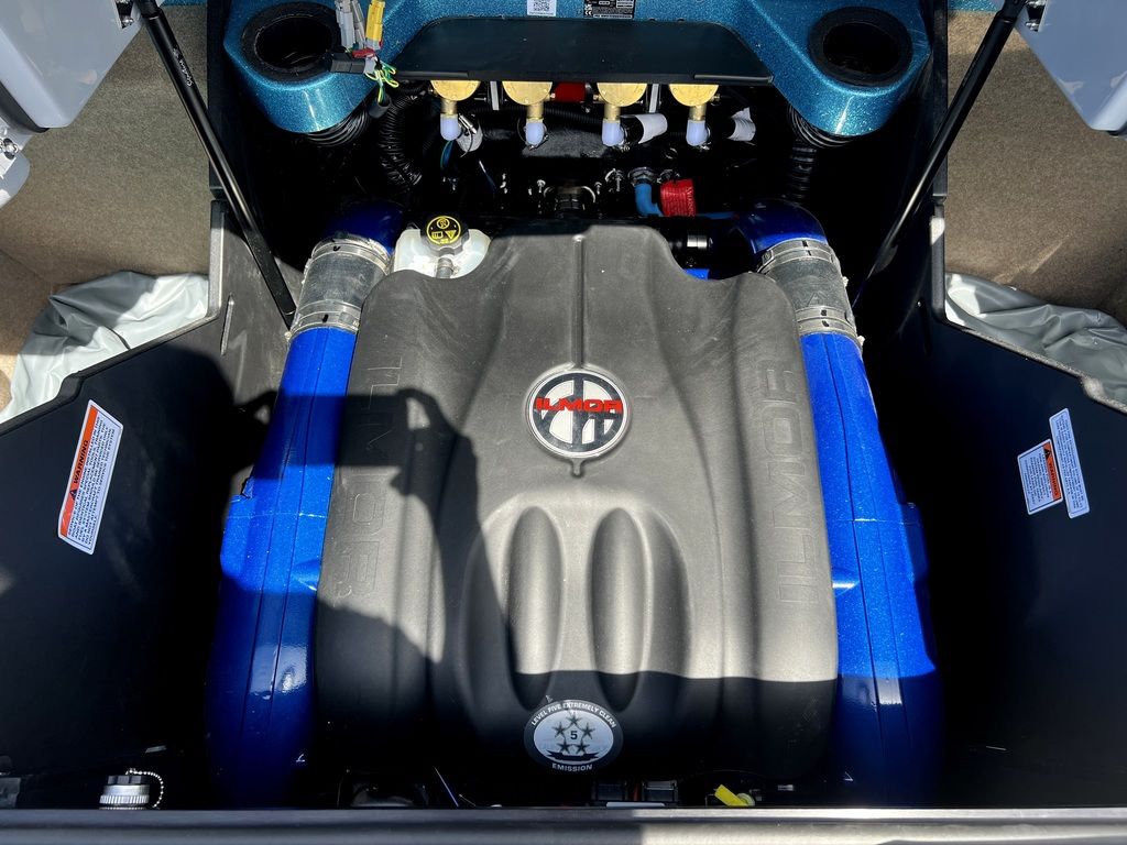 2023 MasterCraft X24