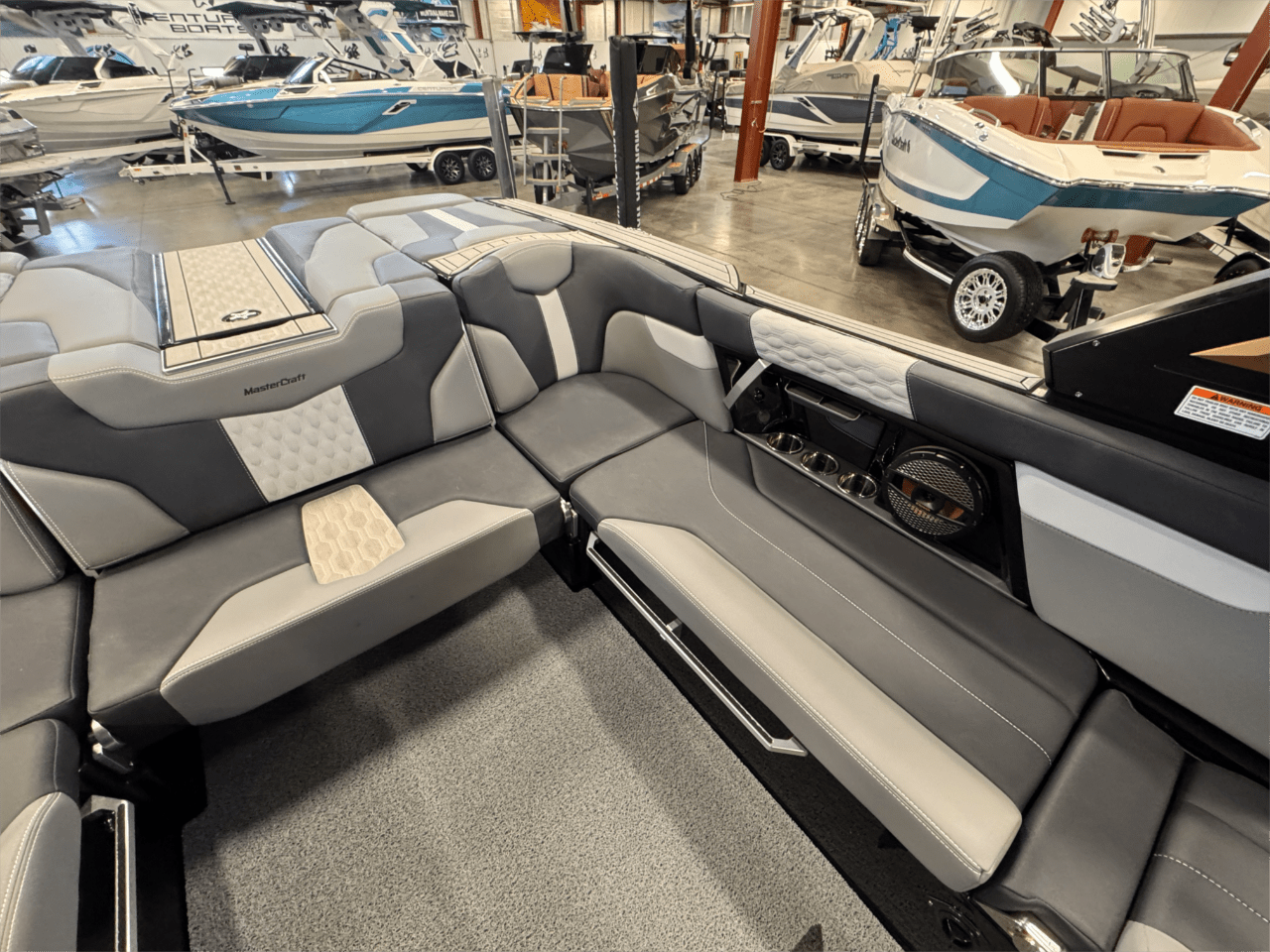 2024 MasterCraft XT-24