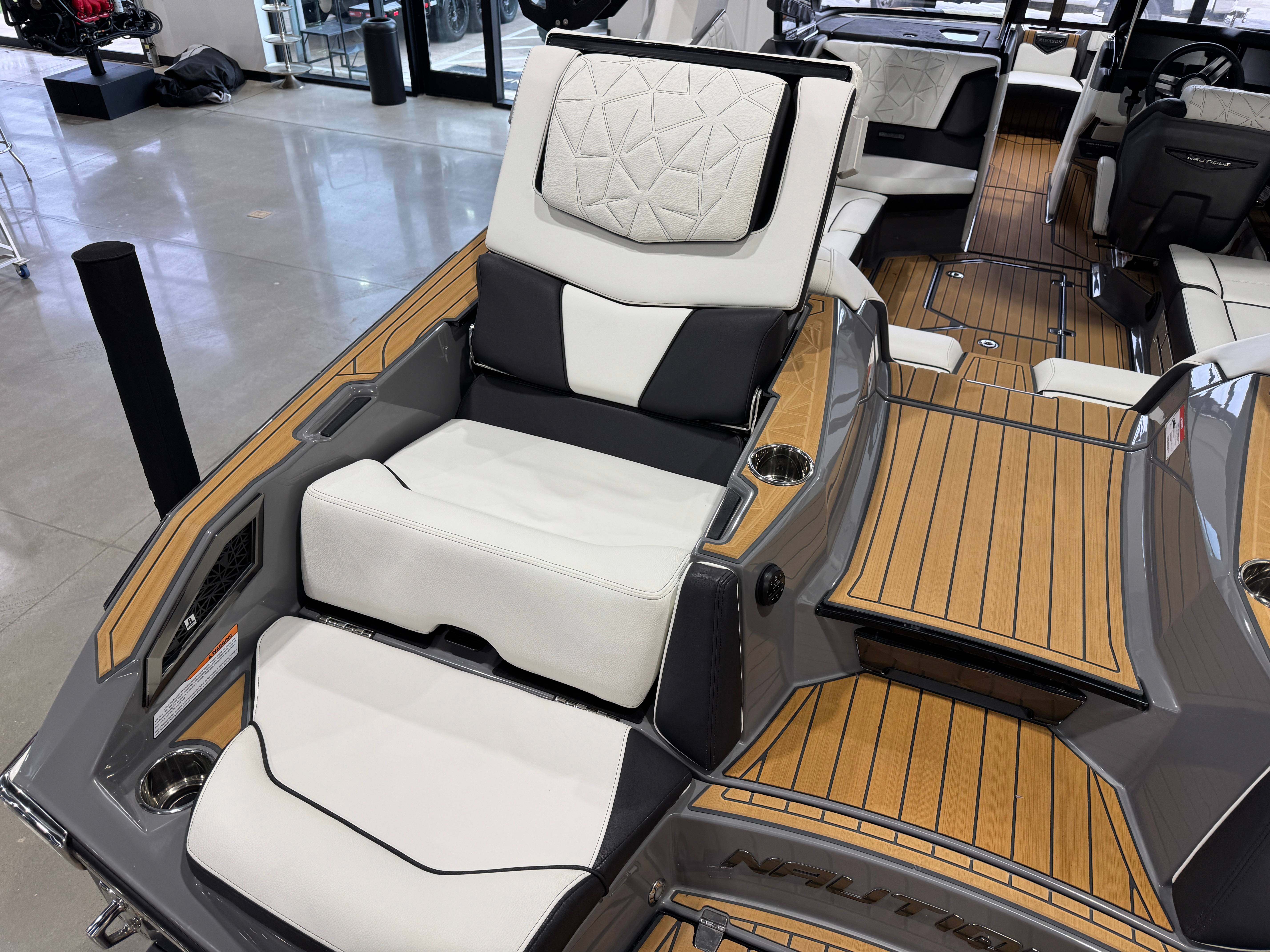 2023 Nautique Super Air Nautique G23 Paragon