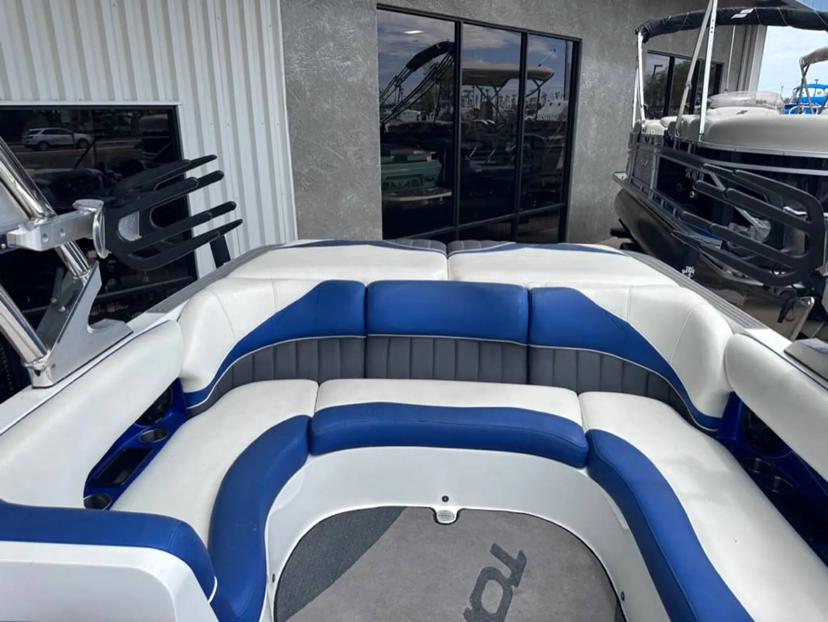 2016 MB Sports F24 Tomcat