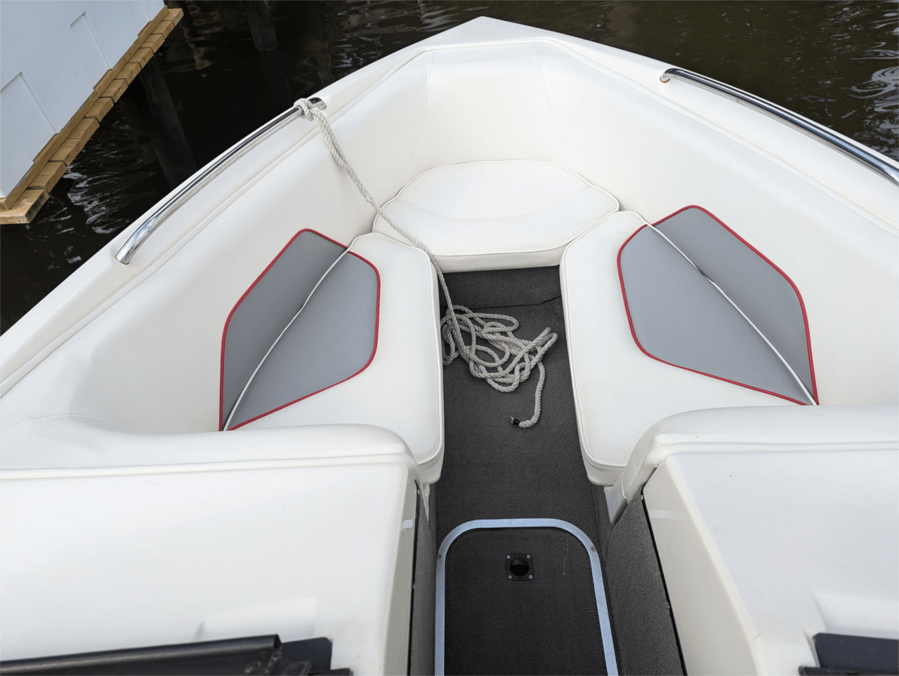 2001 Ski Centurion Sport Bow Rider