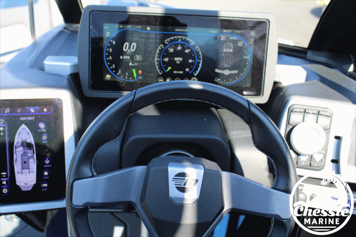 2020 Malibu 25 LSV