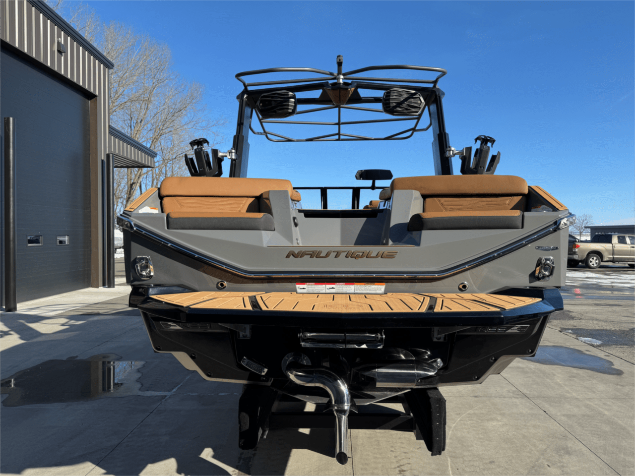 2025 Nautique G23